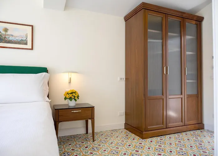 Palazzo Gargiulo Luxury Affittacamere *